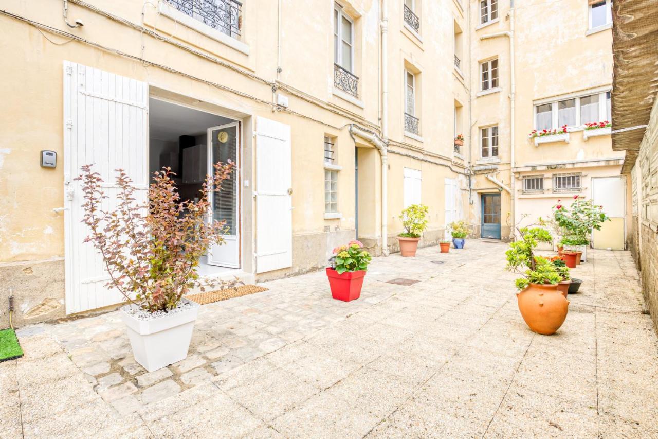 Rer C A 4 Minutes A Pieds Chateau De Versailles 15 Minutes A Pied Apartment ภายนอก รูปภาพ